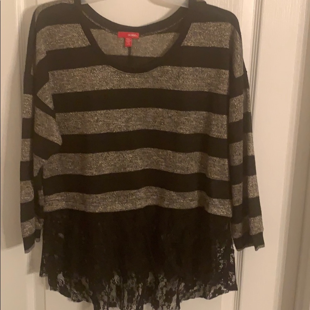 Lightweight sweater